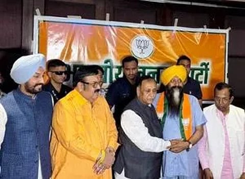 Setback to Akali Dal ahead of bypoll in Punjab, our-time MLA Thandal joins BJP