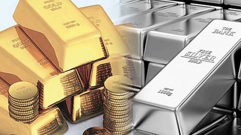 Silver may touch Rs 1.25 lakh a kg in next 12-15 months, outperform gold: Report
