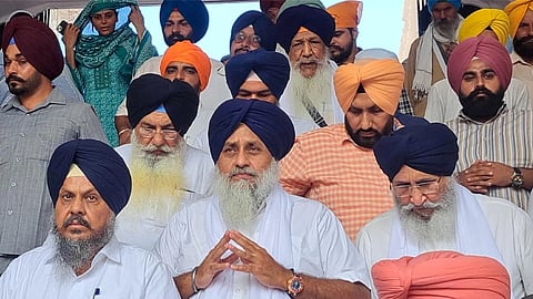 Badal’s woes: Crucial meeting of Akal Takht, Sikh scholars today