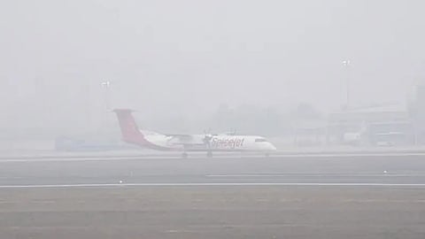 Amritsar Airport, Amritsar Airport Flight Services Disruption, Amritsar Airport AQI Flight Delayed