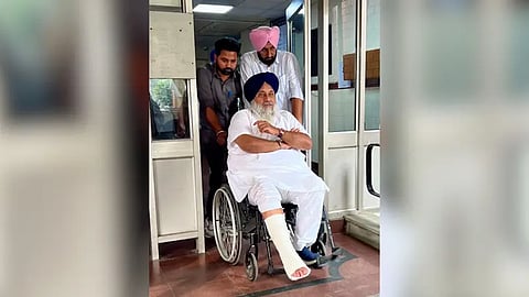 Sukhbir Badal suffers foot injury while visiting Sri Darbar Sahib; treatment underway