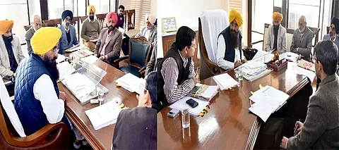 Khudian calls immediate meeting with farmers, stakeholders