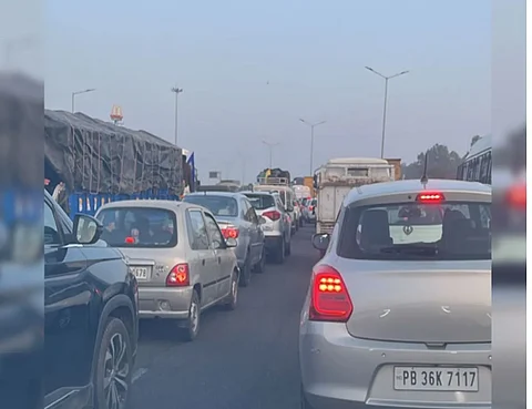 Long traffic jam on Jalandhar-Ludhiana highway causes major inconvenience to travelers