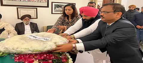 Harjot Singh Bains and KAP Sinha pays homage on behalf of Punjab Government to Doctor Manmohan Singh
