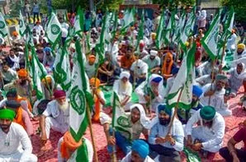 Farmers tighten security at Khanauri border after latest SC directions