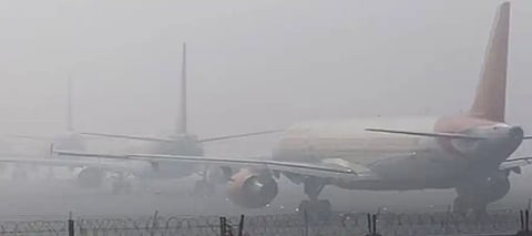 Dense fog disrupts flights in Srinagar; Valley braces for fresh round of heavy snowfall