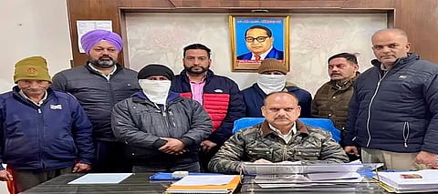JE and lineman arrested in Jalandhar for demanding Rs 10,000 bribe to change meter; caught while taking second installment