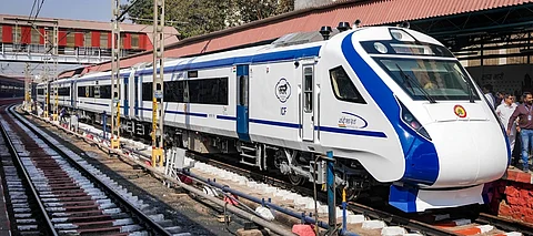 How to book Vande Bharat Express rain tickets online? Follow THESE steps
