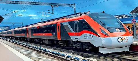 Vande Bharat, New Vande Bharat in April 2025, New Vande Bharat Coming Soon, Vande Bharat Trains Coming Soon in April, Vande Bharat Festival Special, Katra Srinagar Vande Bharat, Delhi Patna Vande Bharat