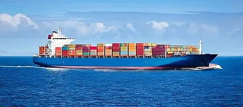 After banning imports, India now bars Pakistani ships from entering its ports