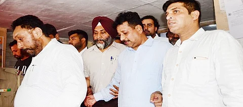 Raman Arora’s aide Mahesh Makhija surrenders,likely to reveal hidden aspects; more arrests expected