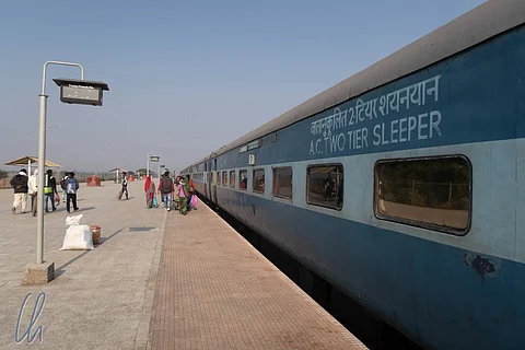 Tatkal Ticket Booking to Get Easier: Railways to Introduce e-Aadhaar Verification to Curb Frauds and Bots