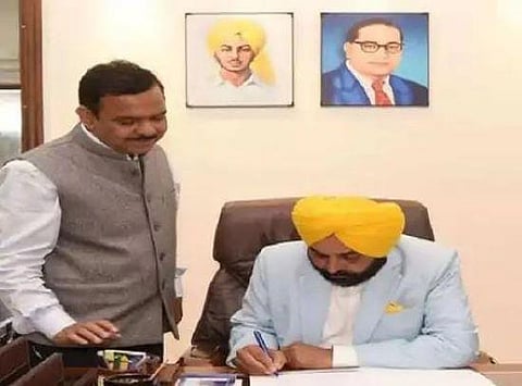 AAP govt not to give reservation in the appointment of Law Officers; challenges SC Commission order in HC