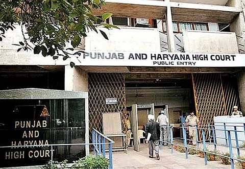 Punjab & Haryana HC orders ban on the mining in border districts of Pathankot and Gurdaspur, reprimanded state government over inaction