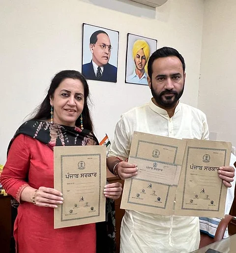 Under a unique initiative of Printing and Stationery Department, govt file covers to have slogans against social evils: Meet Hayer