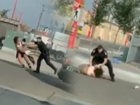 Canada: Edmonton City Police shoves woman from behind to arrest her in viral video; Netizens divided over 'excessive force'