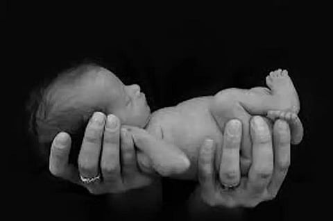Infant Mortality Rate 2020: Death rate among female infant in India dips to its best level, stands equal to male's IMR