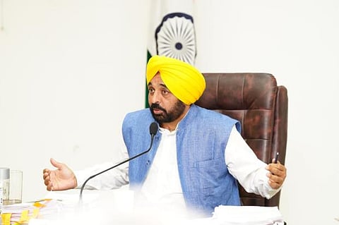 Cabinet led by cm gives labour day gifts to farm labourers by earmarking 10% compensation for them in case of crop loss due to natural calamity