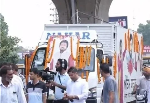 Surinder Shinda's Last Journey: Floral Truck Carried Veteran Artist to Final Resting Place for Cremation
