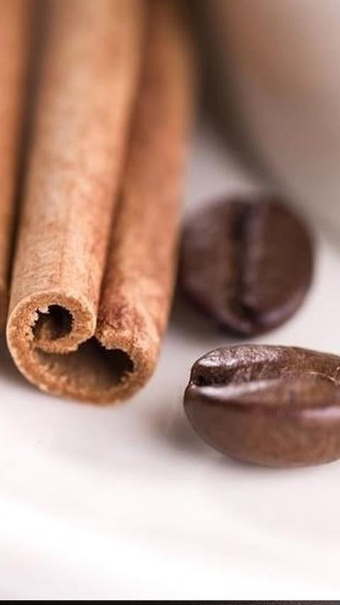 Get Glowing Skin With These 9 Coffee Face Packs