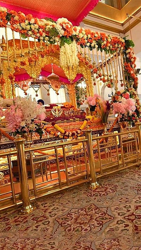 Pictures Of 9 Most Beautiful Gurudwaras In The World