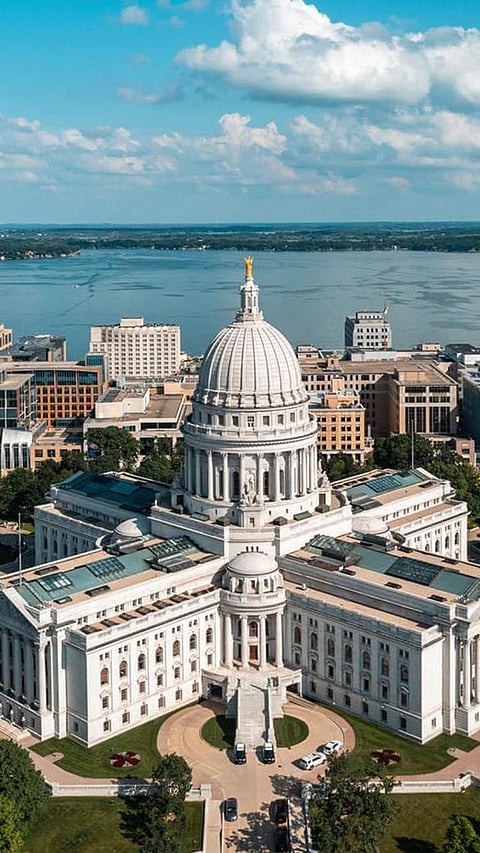 9 USA Cities with Most Happy People