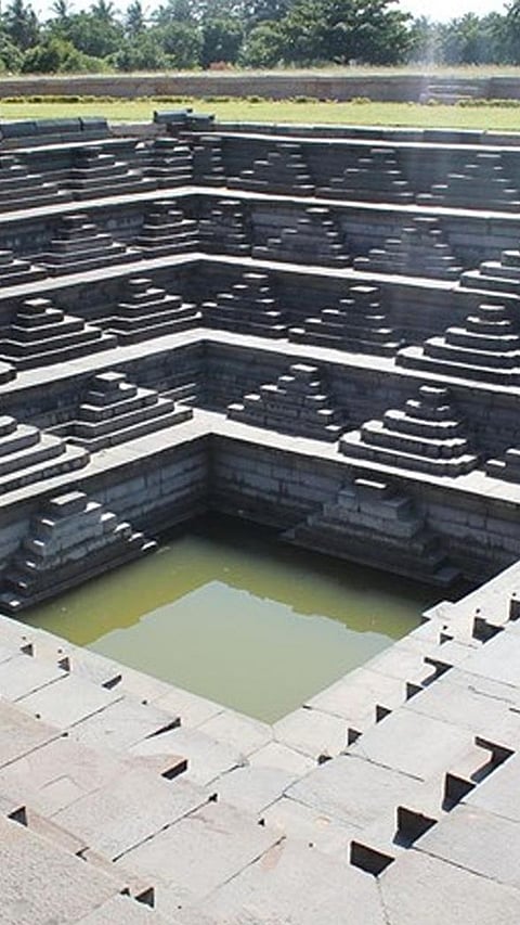 Living History: Hampi’s Ancient Ruins and Temples