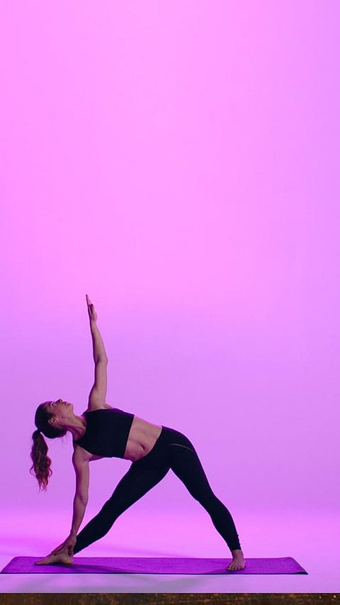 8 Yoga Poses that can make you thin in 1 week