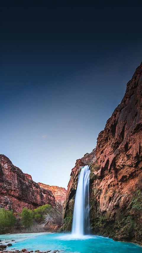 8 breathtaking waterfalls around the world one must visit