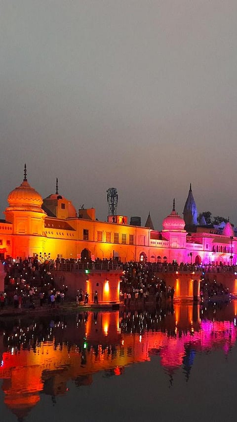 9 beautiful pictures, of places in Ayodhya with the history over 10000 years