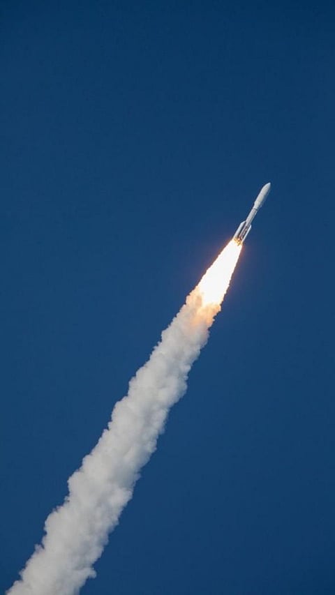 Jupiter 3: World’s Largest Private Communications Satellite Set for Epic SpaceX Falcon Heavy Launch