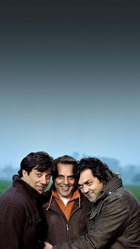 5 Blockbuster Movies Featuring Dharmendra and His Sons