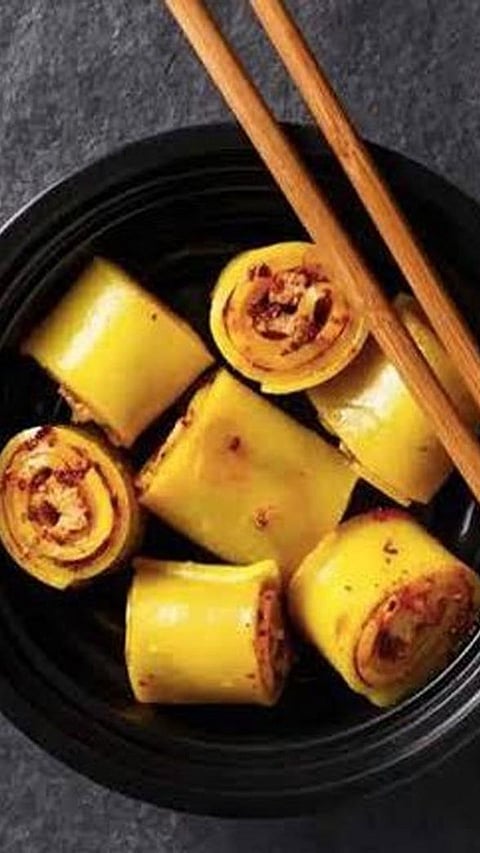 5 different verities of Tibetan food Laphing