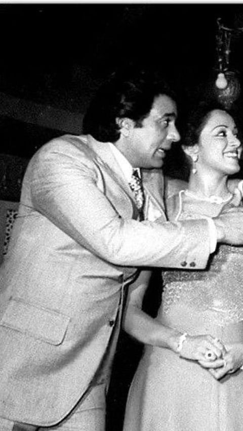 Top 9 Movies Featuring the Dynamic Duo: Dharmendra and Hema Malini