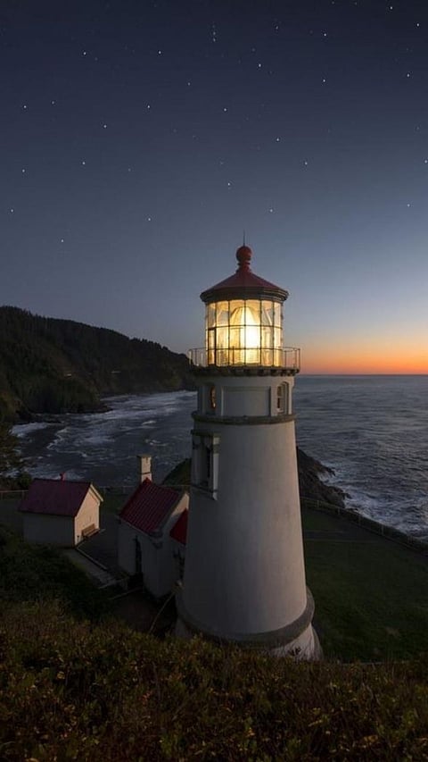 50 States 8 Sights: The Best-Kept Secrets of the USA one must visit