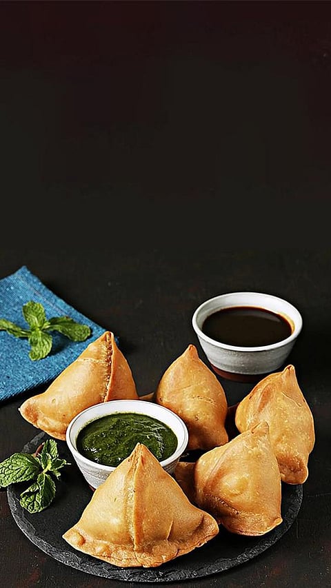 8 Lip-Smacking Samosa Recipes for Tea Parties one must try