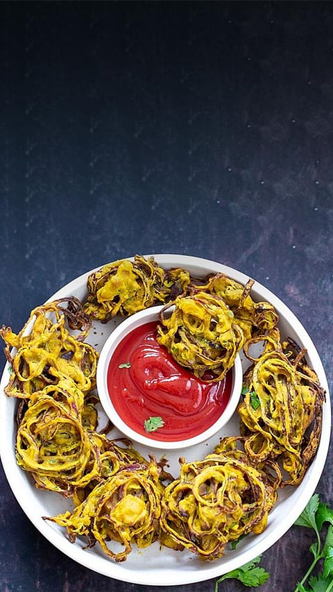 7 Delicious Pakora Varieties for Monsoon Tea Time one must try