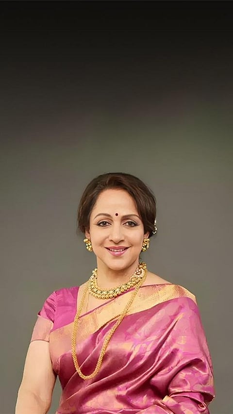 Top 5 Dance Numbers Featuring Hema Malini That Mesmerized a Nation