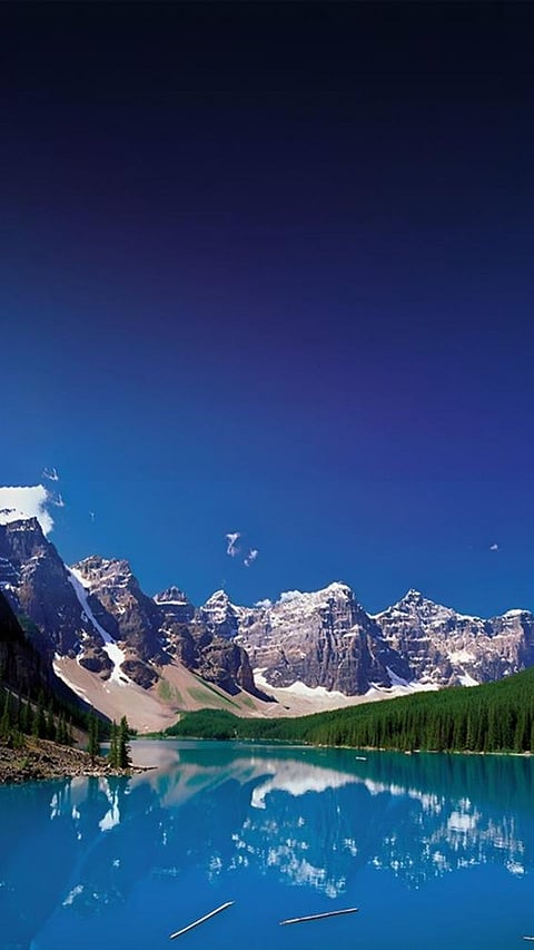 7 Locations on Earth That Are Blue