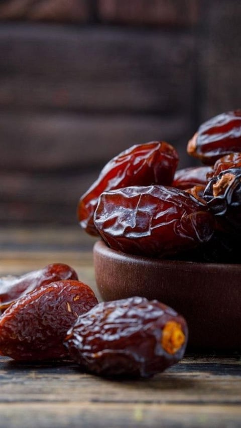 7 Benefits of Eating Dates
