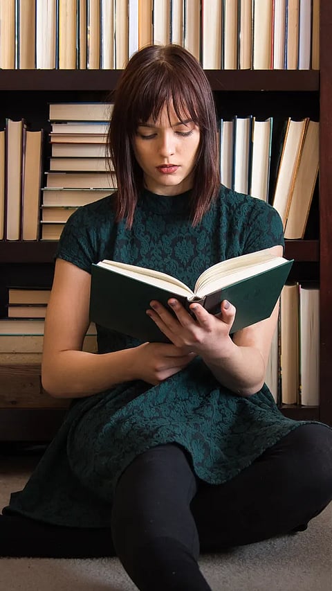 The 6 Best Books for Entrepreneurs (Beginner-Friendly)