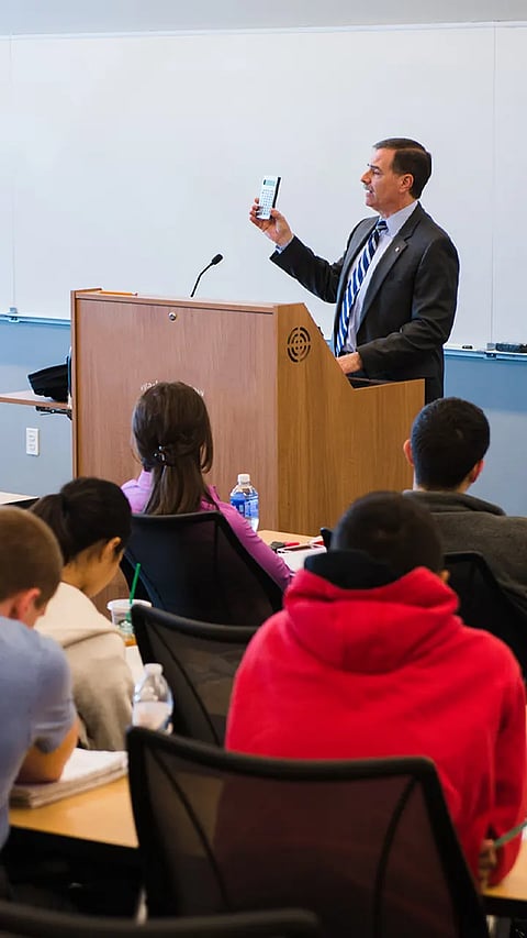 10 best business schools for long-term career growth in LinkedIn 2024 List