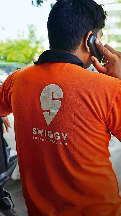Swiggy Considers Fee Increase: Testing Possible Double Charges for Orders