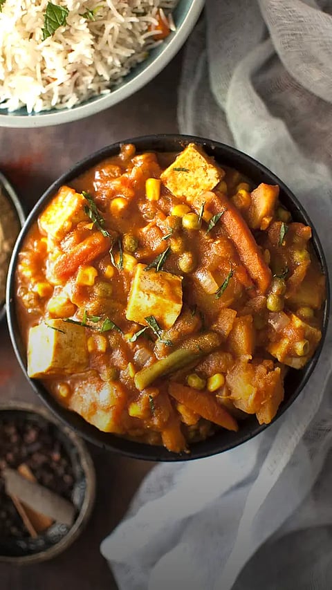 7 Veg Desi Punjabi Breakfast Ideas That Are Naturally High-Protein