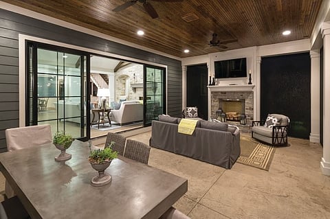 Quality Windows: Merging Indoors with Outdoors Creates Unmatched Beauty