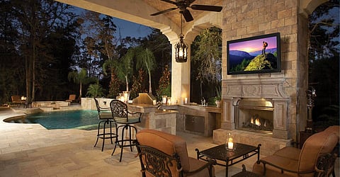 Hanson AV: Start the Party with Backyard Entertainment