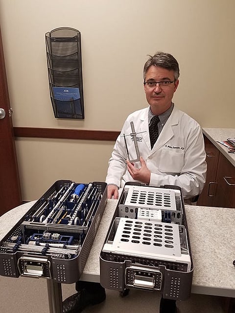 Dr. Vincent Sammarco of OrthoCincy Runs Training Course in Cincinnati for His Revolutionary Superconstruct Technique