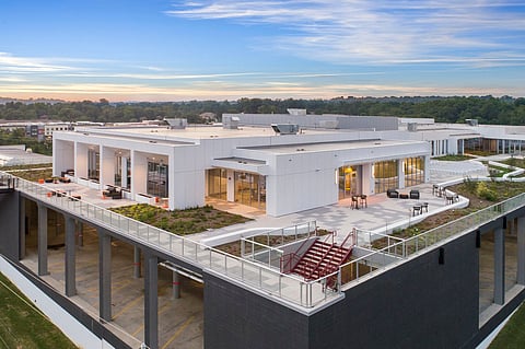 Springing into Outdoor Cocktails & Culinary Delights