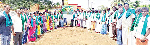 ಪುದು ರಾಮಾಪುರದಲ್ಲಿ ರೈತ ಸಂಘದ ಗ್ರಾಮ ಘಟಕವನ್ನು ಉದ್ಘಾಟಿಸಲಾಯಿತು. ಗೌಡೇಗೌಡ, ಲೋಕೇಶ್ಗೌಡ, ರಾಜಮಣಿ, ರಾಜಣ್ಣ ಇತರರಿದ್ದರು.