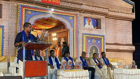ಕಲಬುರಗಿಯಲ್ಲಿ ಹಿಂದೂ ಮಹಾಗಣಪತಿಯಲ್ಲಿ ಶ್ರೀಕಾಂತ ಶೆಟ್ಟಿ ದಿಕ್ಸೂಚಿ ಭಾಷಣ